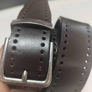 Nhà máy bán buôn thiết kế giản dị vành đai phù hợp cho cả nam giới và phụ nữ. Nó có thể được sử dụng trên cả hai mặt với một khóa pin xoay - Product Image 3