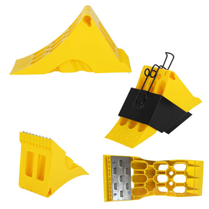 Bouchon de <span class=keywords><strong>cale</strong></span> de roue de camion robuste avec support en métal, cales de roue de véhicule en plastique - Product Image 4