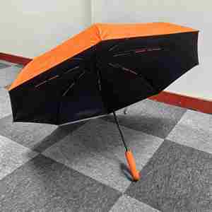 Parapluie pliant entièrement automatique à double usage, renforcé, triple pliage, protection UV pour les jours ensoleillés et pluvieux - Product Image 4