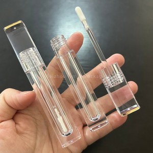 ISMAN - Tubo de Brillo Labial Cuadrado de 4.5 ml con Tapa Dorada, Envase Transparente para Brillo Labial, Botella con Aplicador Transparente y Logotipo Personalizado - Product Image 3
