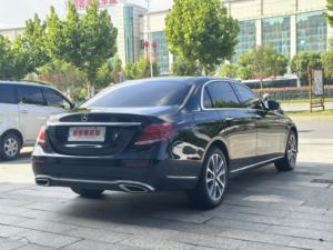 Un <span class=keywords><strong>Mercedes</strong></span>-ben-z <span class=keywords><strong>Clase</strong></span> <span class=keywords><strong>E</strong></span> <span class=keywords><strong>2020</strong></span> Facelift 1,5 T E260L de <span class=keywords><strong>segunda</strong></span> <span class=keywords><strong>mano</strong></span> con Manual Estándar Nacional VI y modo automático - Product Image 4