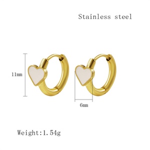 Pendientes de Aro con Corazón Esmaltado en Acero Inoxidable Chapado en Oro, Hipoalergénicos y Resistentes al Deslustre, para Mujer - Product Image 2