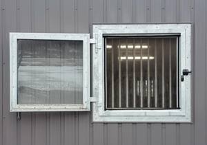 Fenêtre articulée de grange de cheval de stalle de cheval de verre trempé organique préfabriqué en acier résistant - Product Image 5