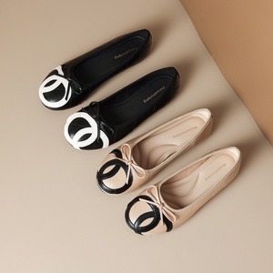 รองเท้าส้นเตี้ยสไต<span class=keywords><strong>ล</strong></span>์ชาแนลสำหรับผู้หญิง รุ่น 2026 New Lady 9933-1, รองเท้าแบบสวมสำหรับใส่ทำงาน รุ่น 2026 New Slip-on, รองเท้าบัลเล่ต์แฟลต - Product Image 4