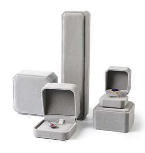 Cajas de Regalo de Joyería de Terciopelo Suave Rosa al por Mayor para Pendientes, Anillos, Collares, Pulseras, Organizador con Logotipo Personalizado, Caja para Joyas - Product Image 6