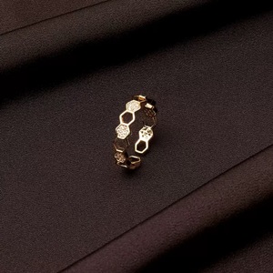 Zircon perhiasan estetika cincin emas mawar lapis dapat disesuaikan berongga segi enam pita keabadian - Product Image 1