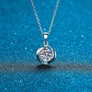 S925 Argent Style Coréen Océan Coeur Chanceux Quatre Feuilles Mossan Pendentif Un Carat Mossan Pierre Clavicule Collier Pour Les Femmes - Product Image 3