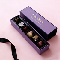 Boîte à chocolats personnalisée de luxe avec tiroir, étiquette privée, finition mate, gaufrage, fermeture magnétique et insert en mousse