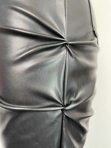 <span class=keywords><strong>Pantaloni</strong></span> in pelle sintetica svasati a vita alta da <span class=keywords><strong>donna</strong></span> <span class=keywords><strong>pantaloni</strong></span> Skinny traspiranti di nuovo Design Casual per l'ecopelle Sexy di alta qualità invernale - Product Image 4