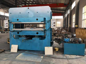 रबर या प्लास्टिक सड़क सुरक्षा यातायात सुविधाएं/रबर स्पीड बम्प बनाने की मशीन - Product Image 2