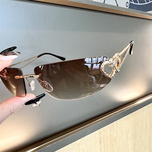 Rectangle Fashion Cat Eye Frameless <b>Sunglasses</b> Metal Heart Cutouts UV400 Women Sun Protection Fishing Outings Cycling Light - Product Image 4