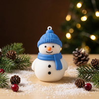 Ensemble de 3 bougies parfumées de Noël en forme de pingouin, renne et Père Noël, peintes à la main, en coffret cadeau