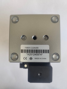Nouveau coupe-fibre optique <span class=keywords><strong>de</strong></span> haute précision SL C12 avec boîte <span class=keywords><strong>de</strong></span> récupération <span class=keywords><strong>de</strong></span> fibres intégrée, compatible avec la fusion professionnelle des réseaux - Product Image 3