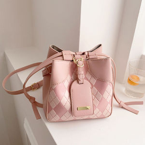 2026 New Trend Design Women's Bucket Bag High Quality Simple Texture Bucket Type Crossbody Bag - Product Image 2