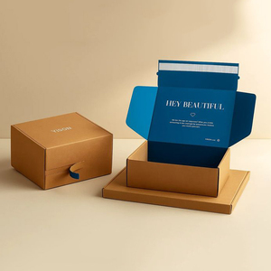 Boîte d'<span class=keywords><strong>abonnement</strong></span> <span class=keywords><strong>avec</strong></span> logo personnalisé, pelliculage mat, impression dorée UV, boîte d'emballage, boîtes d'expédition en carton ondulé - Product Image 1