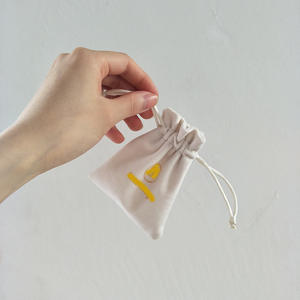 Высококачественный замшевый мешочек для ювелирных изделий на заказ, красные маленькие бархатные упаковочные сумки на шнурке, сумка для ювелирных изделий, браслетов - Product Image 5