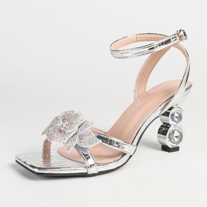 Sandales de mariage de luxe avec fleurs en strass, talons hauts argentés <span class=keywords><strong>à</strong></span> imprimé croco pour demoiselle d'honneur - Product Image 6