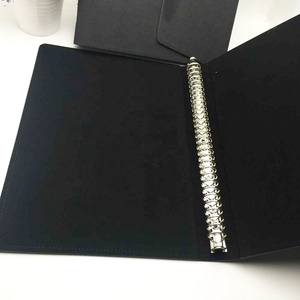 Personalizado negro Pu cuero A4 <span class=keywords><strong>Tri-fold</strong></span> archivo carpeta anillo carpeta Padfolio cubierta de cuero - Product Image 5