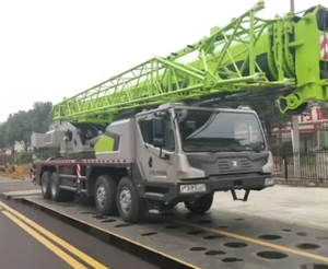 High Quality Used Zoomlion 50ton Truck Crane 2000-Hour Made China Cheap Sale Engine Pump Gear Motor Bearing Core 1 Year Warranty - Product Image 3