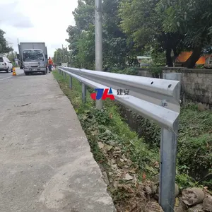 Guardrails Post CE Certification Factory Direct Supply Road Crash Barrier Galvanized Q235B Q345B Steel Highway Guardrail For Traffic Safety