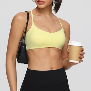 Sujetador deportivo para mujer, estilo europeo y americano, con soporte alto, tirantes ajustables y almohadillas extraíbles para correr y yoga (antichoque) - Product Image 2