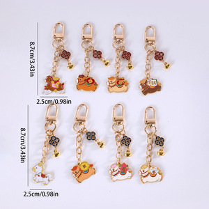 Portachiavi in Metallo con Luci della <span class=keywords><strong>Serie</strong></span> Natalizia, Stile Cartone Animato con Babbo Natale e Albero, Regalo di Capodanno per Famiglia e Amici - Product Image 3