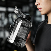 Bouteille d'eau sport 2L avec bandoulière, grande gourde carrée avec paille, gourde anti-fuite pour la salle de sport et l'entraînement