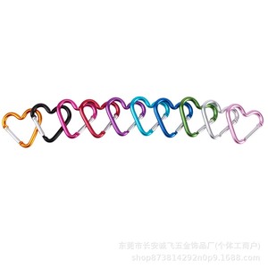 Mosquetón en forma de corazón de aleación de zinc, gancho portátil para llavero, para bolsos y juguetes - Product Image 4