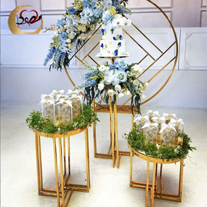 Socles en acier inoxydable dorés, romantiques et élégants, pour gâteaux et fleurs, pour la décoration de mariage/banquet - Product Image 6