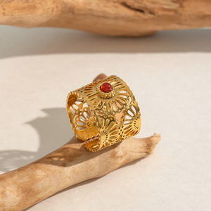 Bague ouverte en pierre naturelle pour femme, en acier inoxydable plaqué or 18 carats PVD, style vintage, luxe léger, réglable, large, pour le quotidien, cadeau - Product Image 4