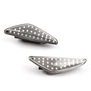 Autodragons Feux de position latéraux LED dynamiques, clignotants séquentiels, répétiteurs latéraux fumés pour E70 F25 E70 E71 X3 X5 X6 - Product Image 1
