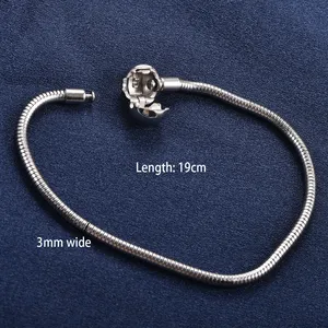 Pulsera de Cadena de Hueso de Serpiente Redonda de Acero Inoxidable para Mujer, Brazalete con Cierre de Bola de Corazón, Accesorio de Joyería Metálica - Product Image 2