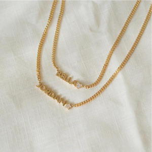Collana con nome personalizzata di tendenza, catena a maglia curba, piccolo ciondolo con iniziale, collana con lettera personalizzata in acciaio inossidabile con cuore e stella - Product Image 1
