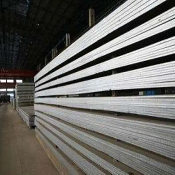 Bimetallic composite wear resistant steel plate