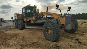 Motolivellatrice Changlin per Lavori Pesanti, Motore Diesel 320HP, Pronta per GPS, Livellamento di Precisione - Product Image 6