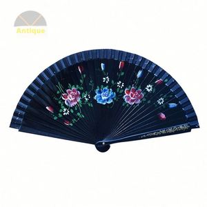 Elegante Abanico de Bambú Vintage para Boda, con Encaje Blanco y Borlas, Diseño Plegable Hecho a Mano, Técnica Pintada, Portátil - Product Image 5