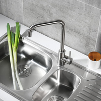 Accessoires de cuisine Robinets d'évier en acier inoxydable avec aérateur à économie d'eau Robinet mélangeur d'eau chaude et froide