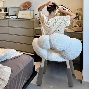Silla con forma de pétalo, taburete giratorio multifuncional para dormitorio, silla de maquillaje para adultos, niños y ancianos - Product Image 4