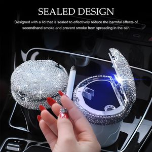 MUQIDA Chine – Cendrier et porte-gobelet portable avec strass et lumière LED pour véhicule, maison et bureau (Blanc) - Product Image 3
