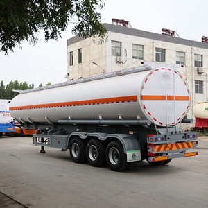 Nouvelle semi-remorque citerne à carburant diesel <span class=keywords><strong>de</strong></span> 45 000 <span class=keywords><strong>litres</strong></span> à 3 essieux pour le transport <span class=keywords><strong>de</strong></span> <span class=keywords><strong>pétrole</strong></span> et d'essence en Afrique - Product Image 1
