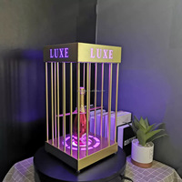 Cage en or avec serrure Présentateur de bouteilles d'alcool LED Panneau de service VIP Glorifier Présentoir pour club