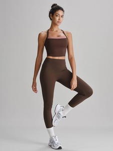 Débardeurs de sport pour femmes durables, respirants, anti-transpiration, extensibles dans quatre directions, avec dos croisé contrastant, pour le yoga et la gym - Product Image 4