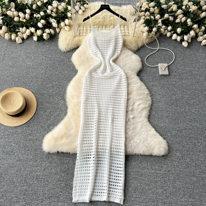 Robe d'été pour <span class=keywords><strong>femme</strong></span>, nouvelle collection, en <span class=keywords><strong>maille</strong></span> ajourée, style halter, coupe ajustée - Product Image 3