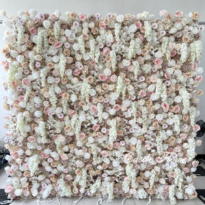 ฉากหลังงานแต่งงานแบบม้วนเก็บได้ รุ่น FW511-1 สีขาว ประดับด้วยดอกไม้ประดิษฐ์และขนนกกระจอกเทศสีขาว - Product Image 2