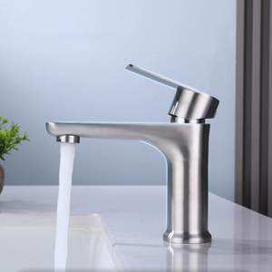 Rubinetto Miscelatore per Lavabo da Bagno Moderno in Acciaio Inox con Valvola in Ceramica, Montaggio su Piano a Foro Singolo - Product Image 2