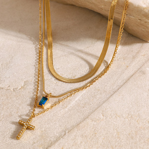 Collier en acier inoxydable triple couche PVD étanche, hypoallergénique, avec chaîne serpent plate et pendentif zircon pierre de naissance - Product Image 4