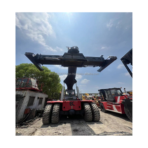 Apilador de Alcance Kalmar DRD 450 DRF450 Usado / Apilador de Alcance Kalmar de 45 Toneladas para Contenedores, Montacargas para Contenedores - Product Image 4