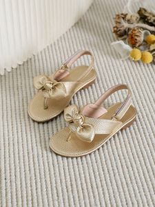 Sandales d'été en gros pour filles, en cuir souple, avec nœud décoratif, style tongs - Product Image 5