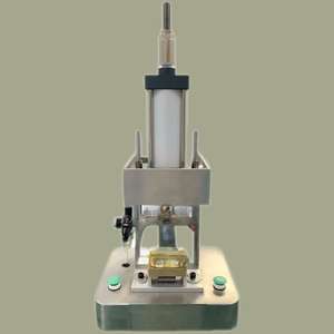 Machine de pressage et de façonnage de savon en barre hydraulique pneumatique pour logo, fabrication automatique de savon en barre, 35 kg, garantie 1 an - Product Image 1