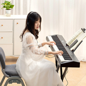 คีย์บอร์ดอิเล็กทรอนิกส์ 88 คีย์ พร้อมพอร์ตเชื่อมต่อ USB สำหรับผู้ใหญ่ ผู้เริ่มต้น และครู - Product Image 1